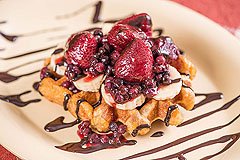 Great Full Gardens Restaurant Waffles 5