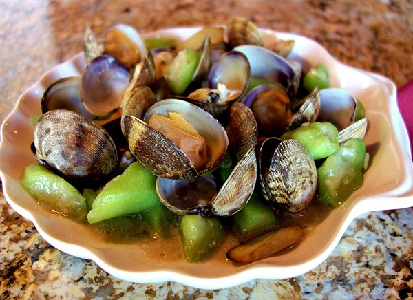Ginger Luffa Clams