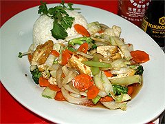 CARSON CITY Viet Pho Tofu and Mixed Vegetable Noodle Soup